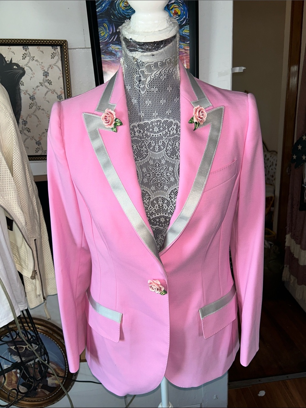 Dolce & Gabbana Pink Satin-Trim Blazer with Floral Pins - Picture 2 of 8